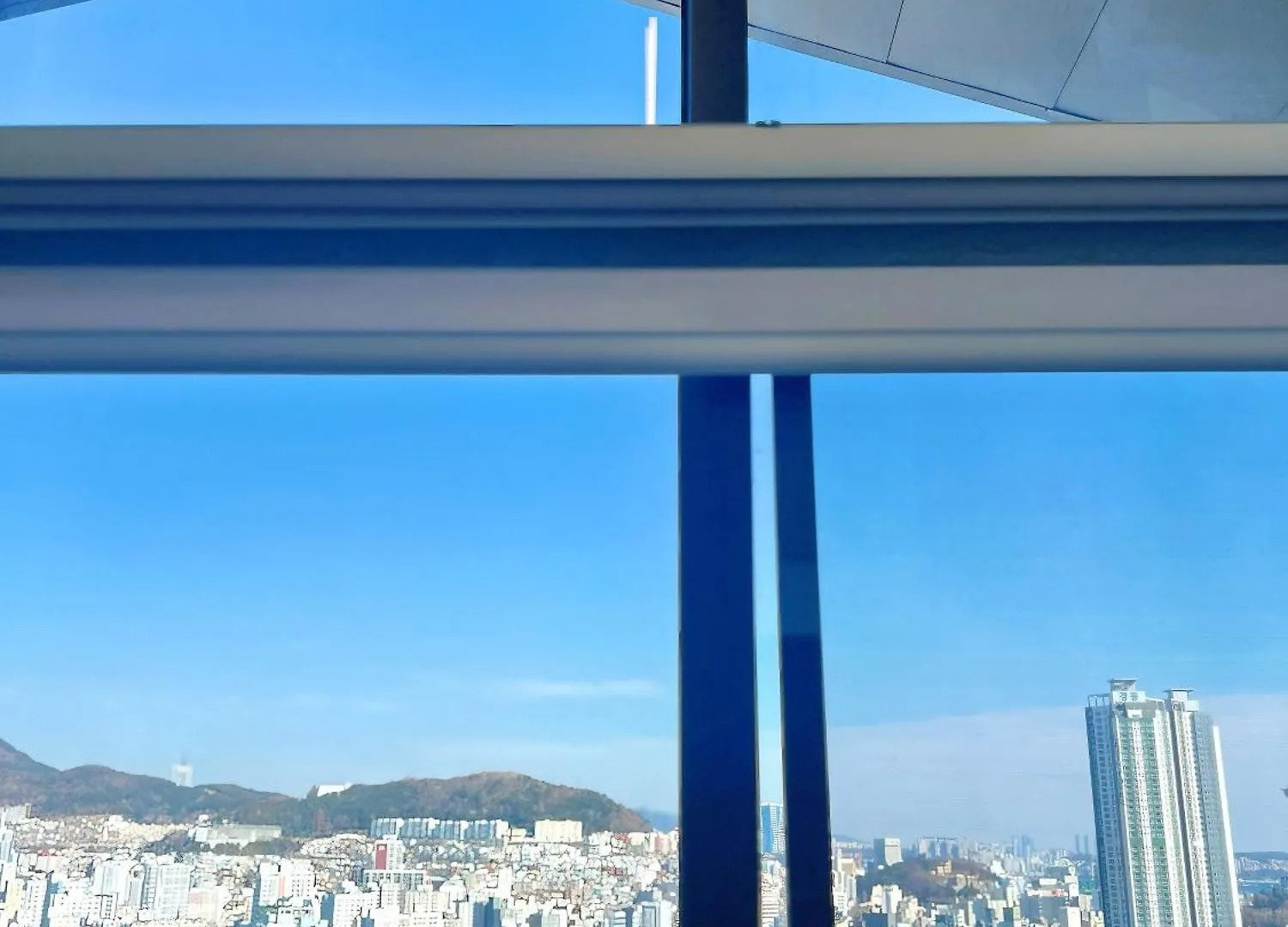 アパート 釜山広域市Under The Cloudsアパートメント 韓国